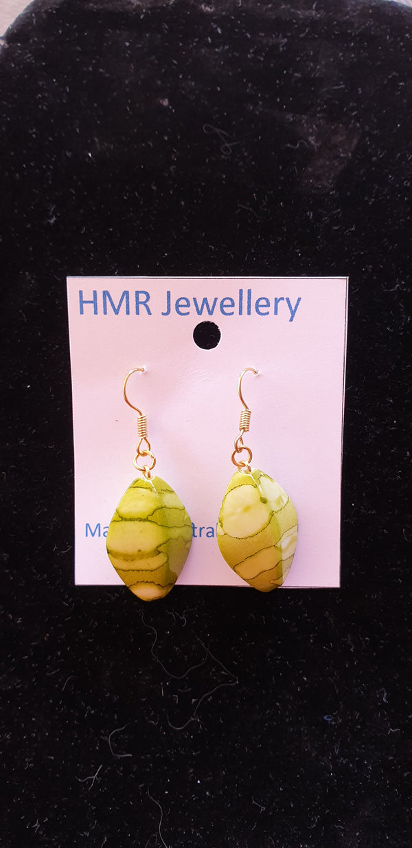 HMR Leaf Bead Gold Earring