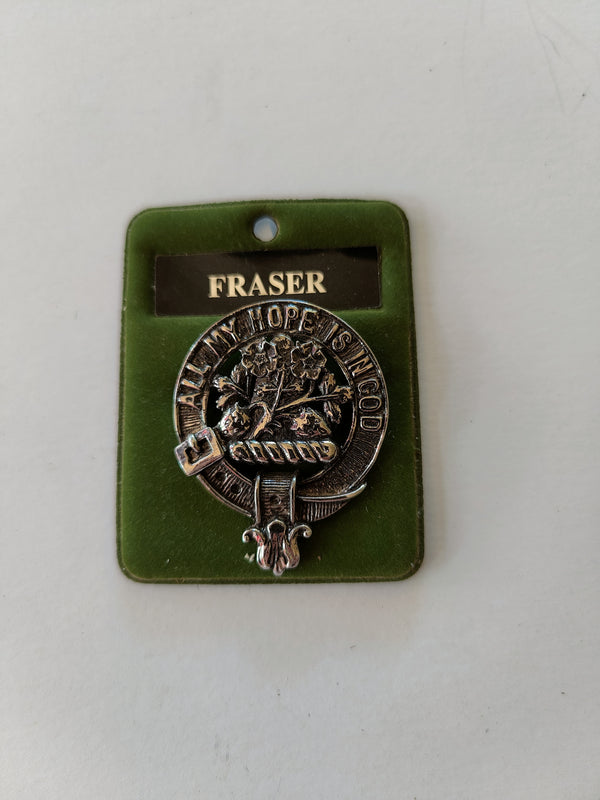 Fraser Scottish hat badge