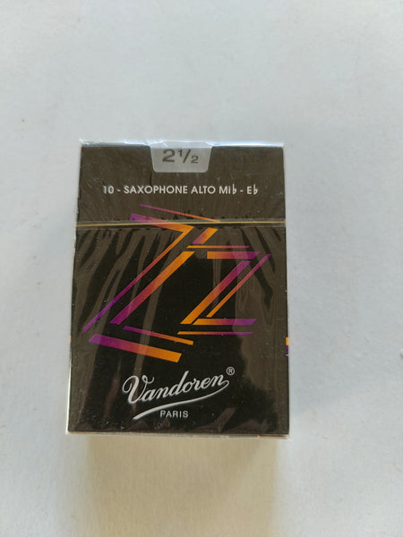 Vandoren ZZ Alto Saxophone reeds-strength 2.5