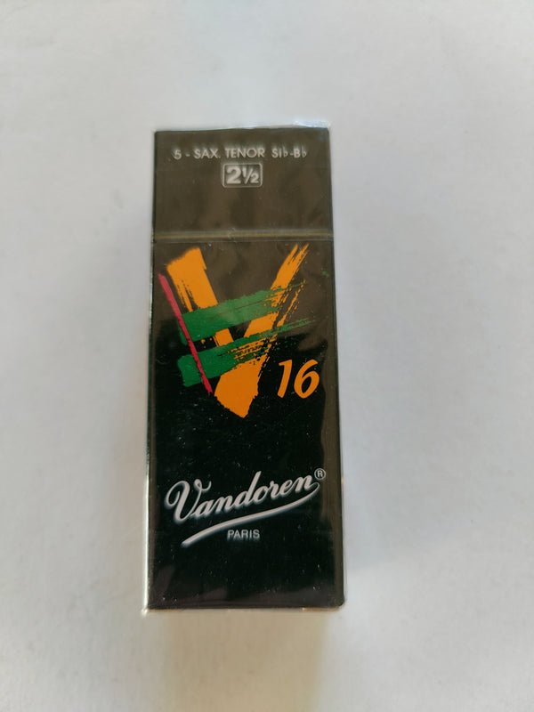 Vandoren V16 Tenor Saxophone reeds- Strength 2.5