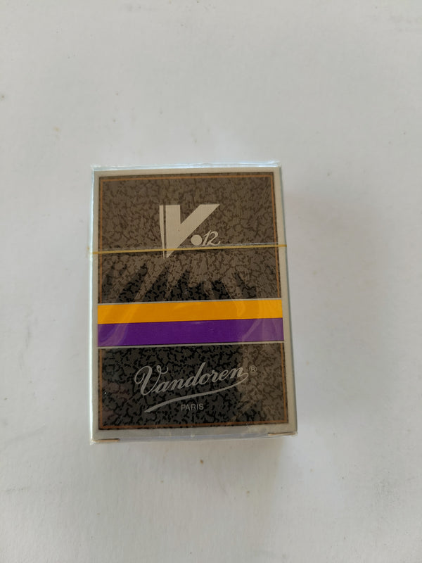 Vandoren V12 Clarinet reeds- Strength 2.5