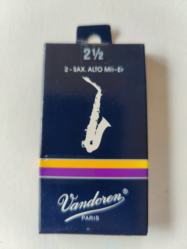 Vandoren traditional Alto Saxophone twin pack of reeds- strength 2.5