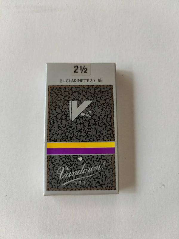 Vandoren V12 Clarinet twin pack of reeds- strength 2.5